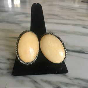 les bernard Jewelry - Woman’s vintage Les Bernard earrings les bernard Jewelry - Woman’s vintage Les Bernard earrings